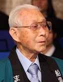 名誉会長 吉本 晴彦 (株)大阪マルビル 顧問